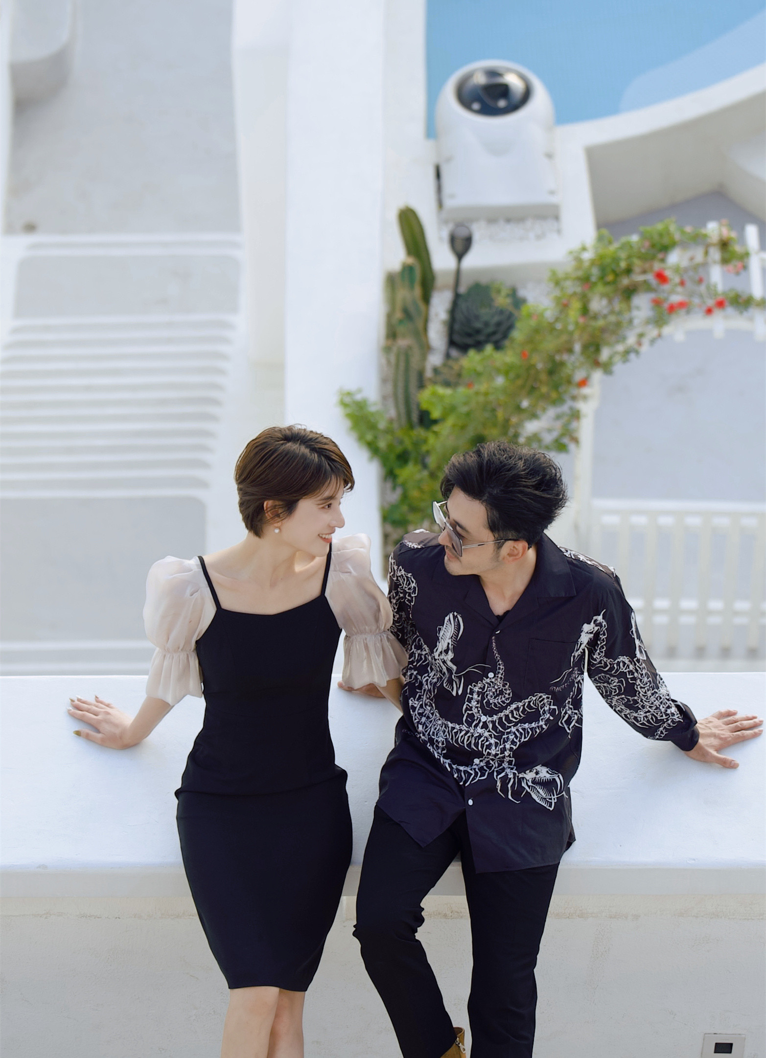 李雅男|蒋菲菲李雅男高调秀恩爱！穿情侣装拍甜蜜合照，两人为孩子已复合