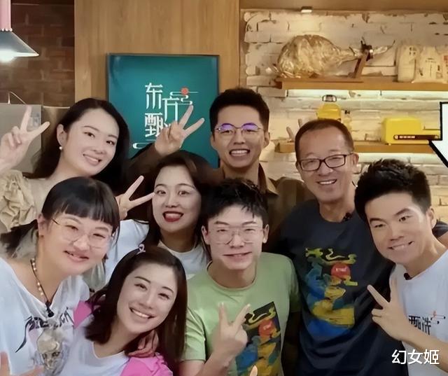 “中关村周杰伦”董宇辉成主播，降维打击，撕下了谁的遮羞布？