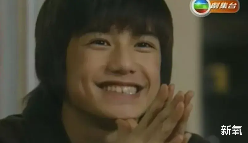 虎牙|连续霸榜最美女明星5年,她的脸到底有啥魔力?