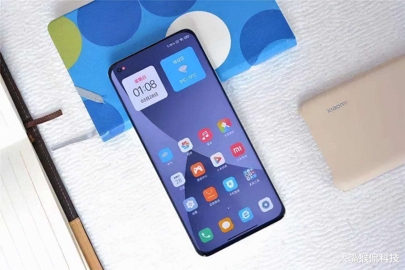 小米科技|小米12降价,回到“红米价”,重走性价比发展策略?