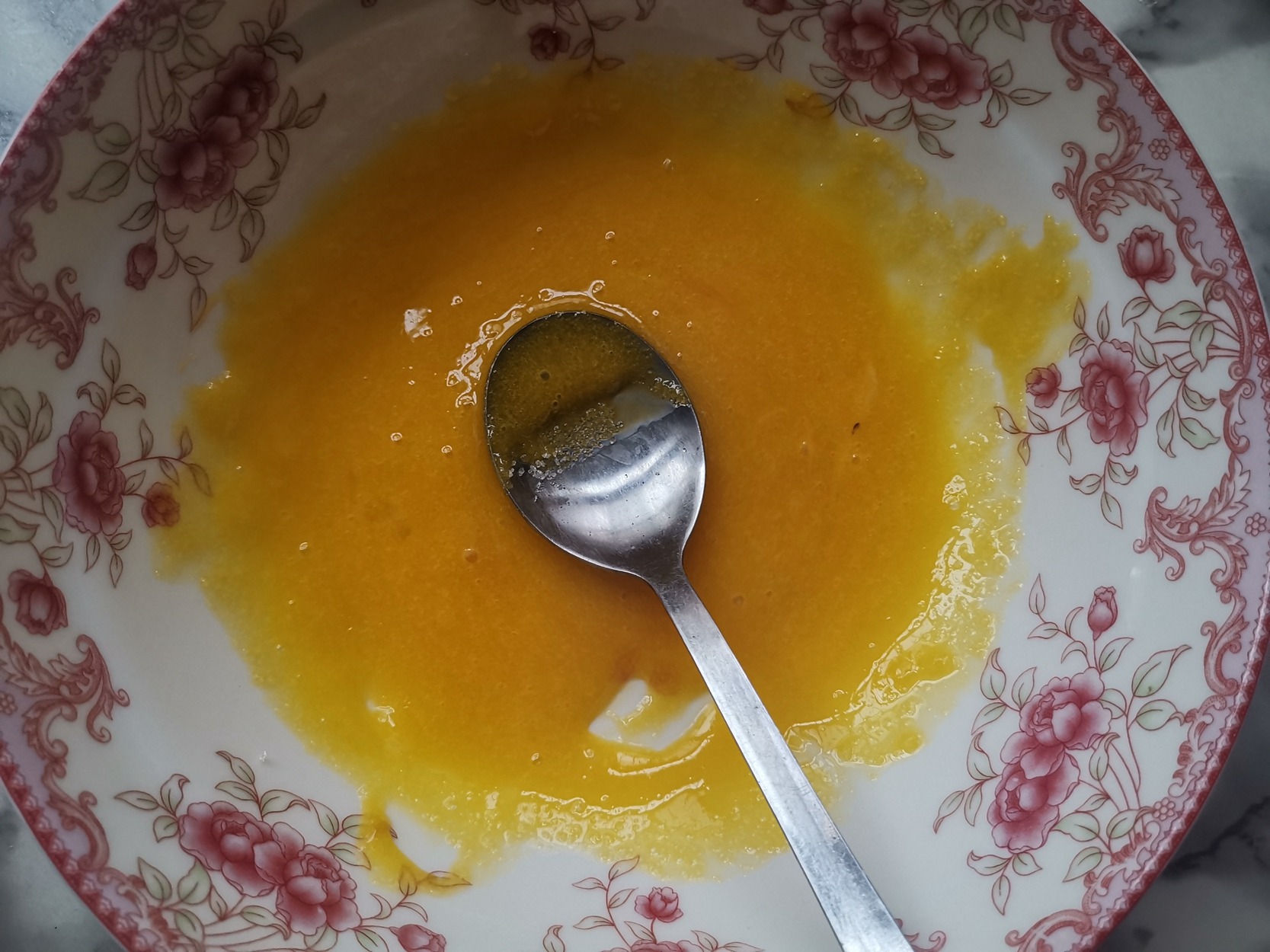 教你做蛋挞，不用面粉不用淀粉，3种普通食材就能做出滑嫩蛋挞，真香