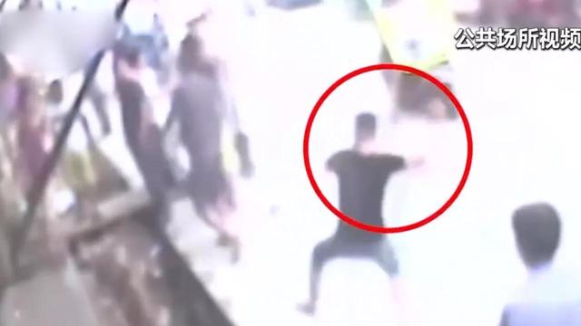 小伙遭5人围攻,砍伤2人,二审判决正当防卫