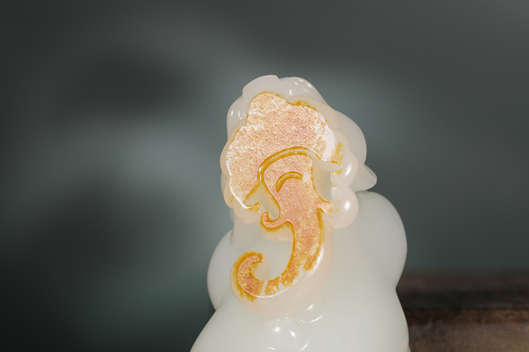 玉雕|「璞玉雅藏」和田玉籽料 红皮白肉 招财貔貅 海派玉雕大师黄杨洪作品