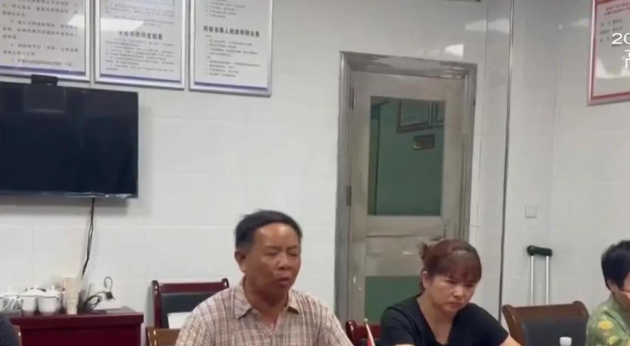 七旬老人绯闻不断,儿子因怕父亲有私生子争夺财产,将其告上法庭
