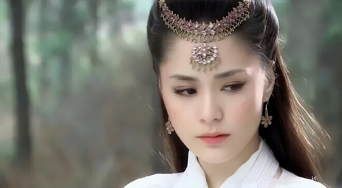 阿娇|这哪里是演青蛇 分明就是演张曼玉呀