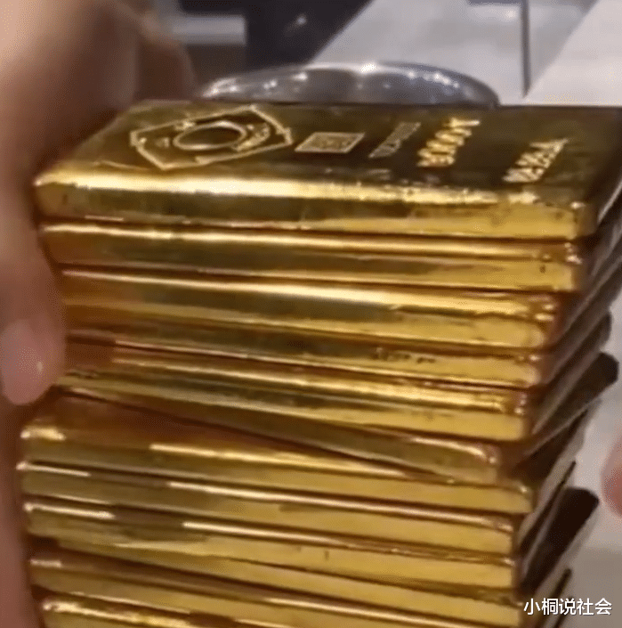 羡慕!浙江一男子为讨好老婆,偷偷买40斤黄金当惊喜:总价770万