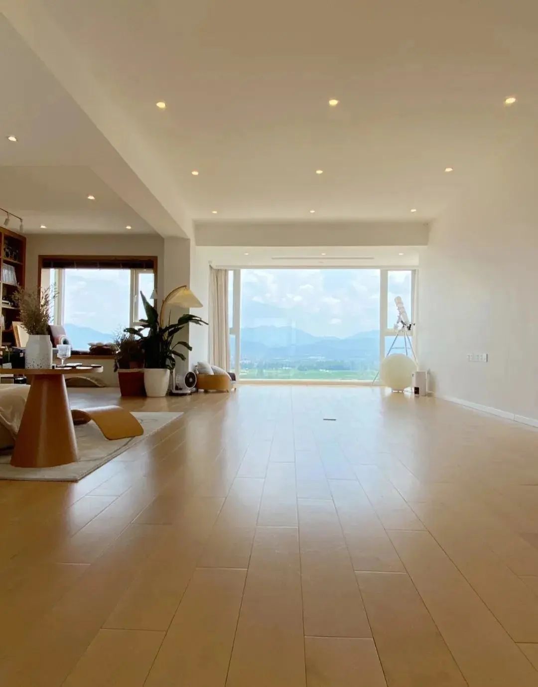 听我一句劝，极简风格装修真的不省钱，千万不要盲目消费！