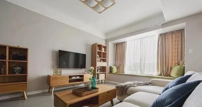 顶楼90平小复式半包6万,赠送的露台这样设计,瞬间多出一间房