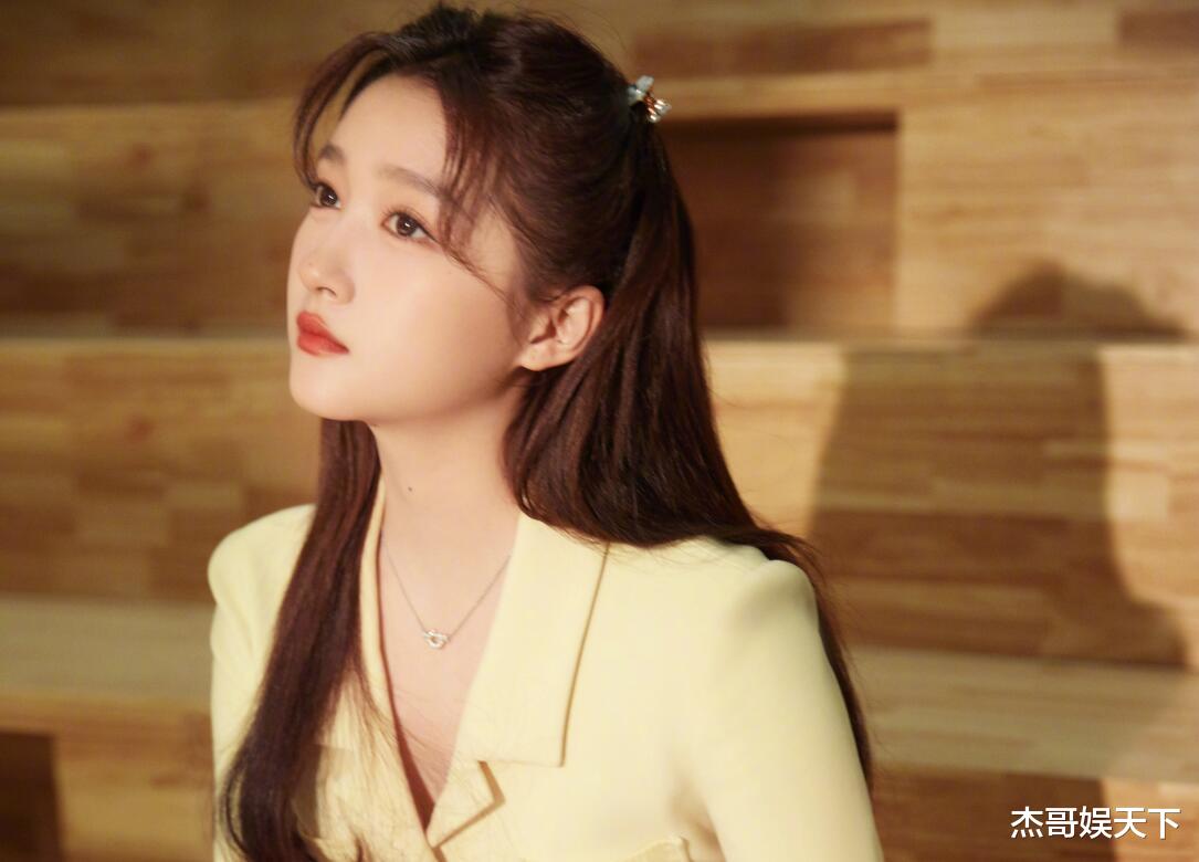 关晓彤|《offer4》关晓彤的点评一针见血，但她的选择让很多观众不敢苟同