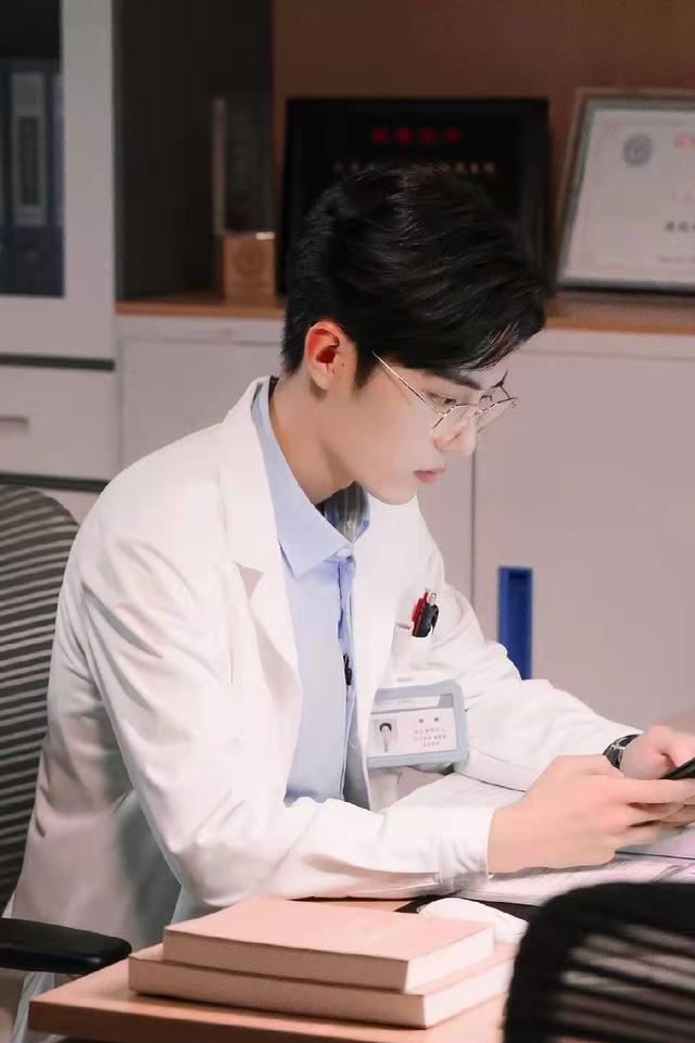 肖战|肖战代言原神?假瓜也能惹怒游戏圈,下场吐槽:晦气