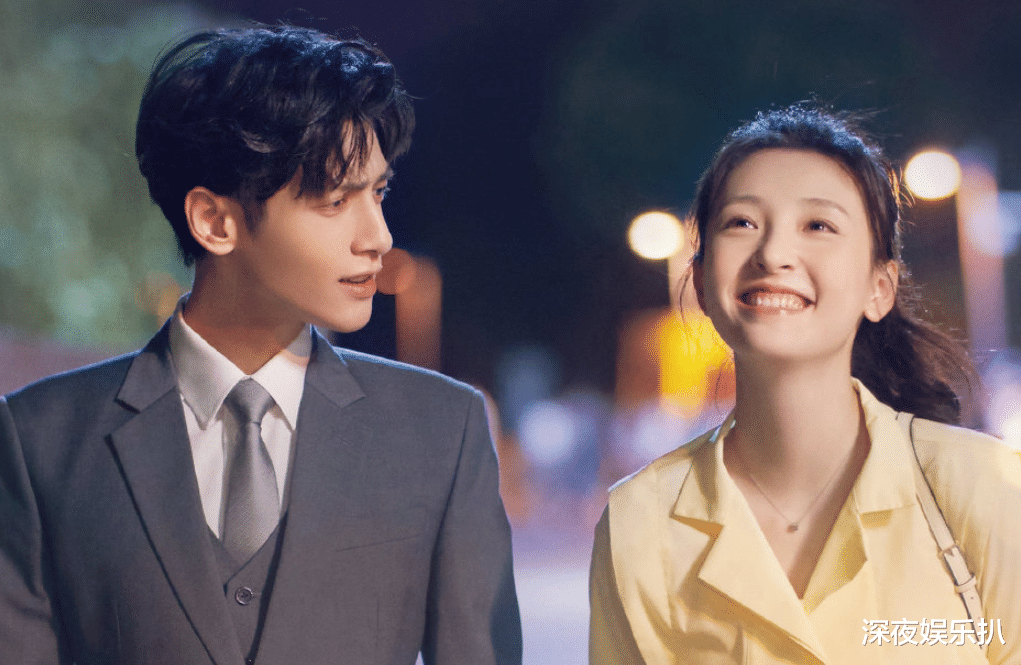 罗云熙|《追光者》上架全新海报，罗云熙发文回应，三部新作呼声高涨