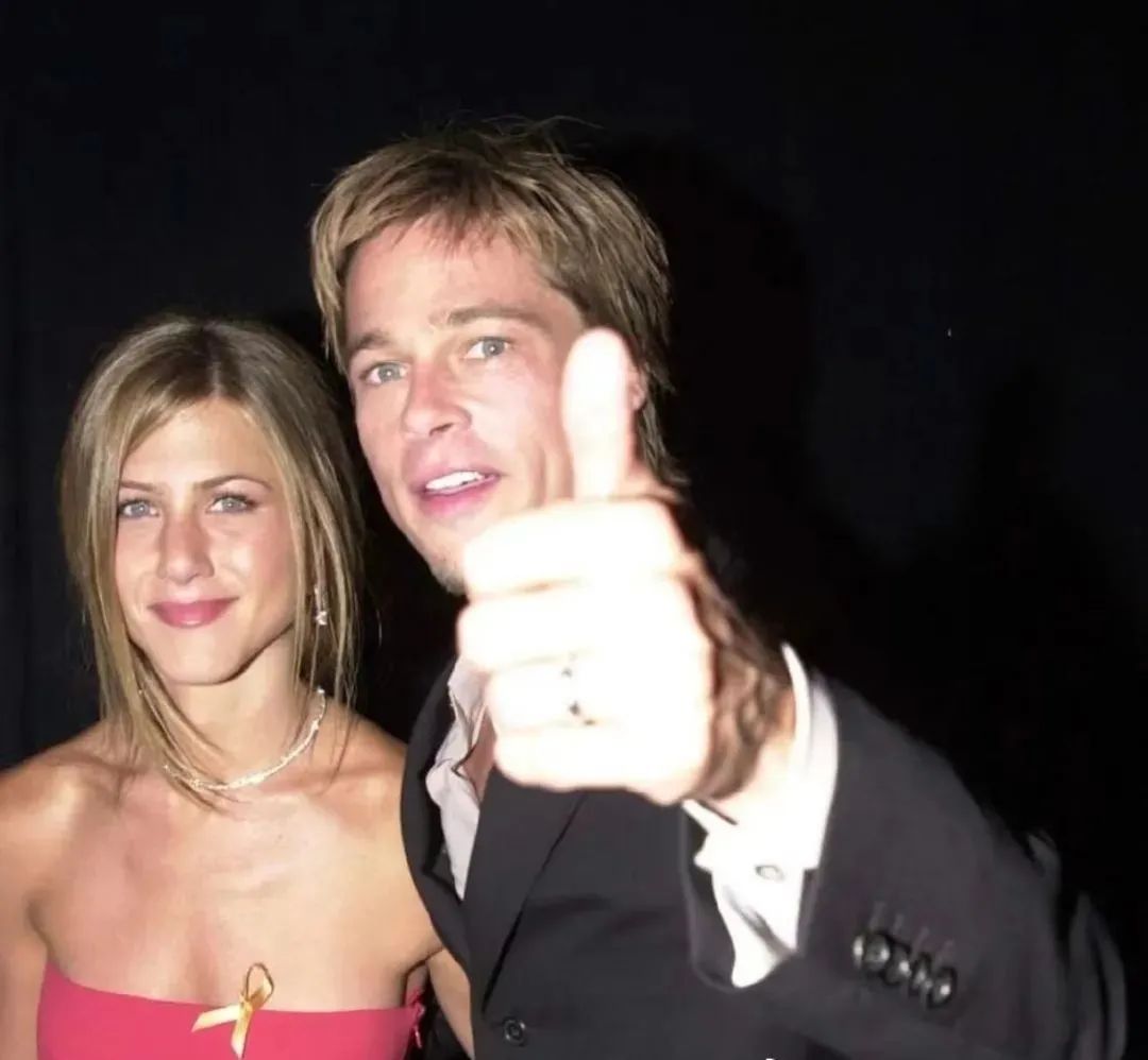 詹妮弗·安妮斯顿|影帝夫妻又闹崩了，赢家会是她吗？