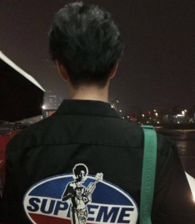 王一博|王一博将迎接新朋友，老朋友发长文体面告别，评论区粉丝回应默契