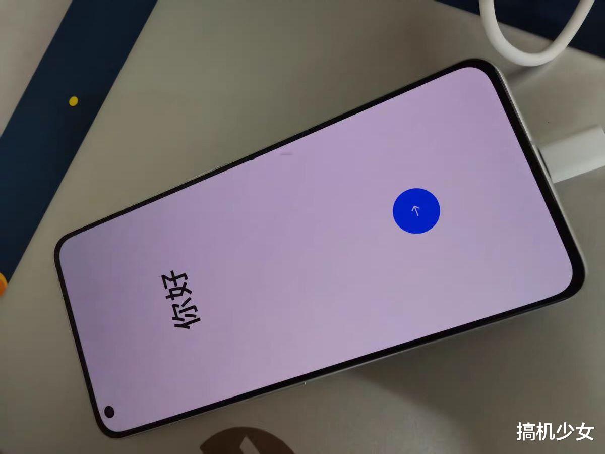 高通骁龙|提前发力618，2K屏幕+双主摄+LTPO高刷，友商骁龙8旗舰直降800元