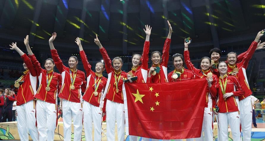 女排|中國(guó)女排迎好消息！67歲名帥帶女排起飛，劉晏含留洋，朱婷很無(wú)奈