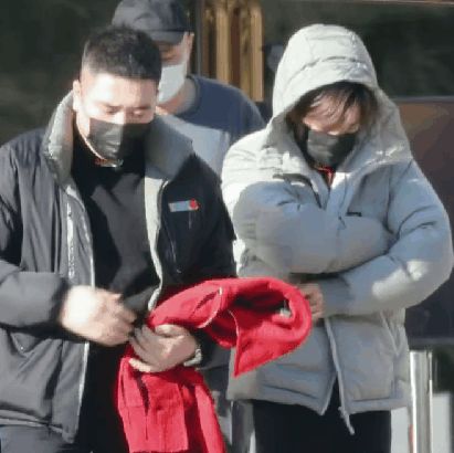 蔡明|TFBOYS现身央视春晚第四次联排,服装细节暴露,他们将在春晚合体