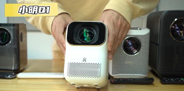 投影仪|千元投影仪怎么样?五款超火投影仪对比测评!