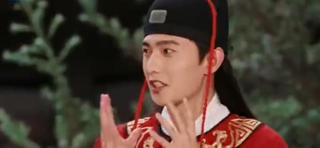 杨洋|杨洋红衣造型令人惊艳，范丞丞自毁形象，两者同框颜值差距大