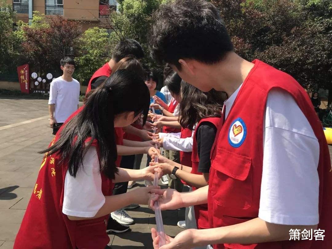 济南|没有编制的街道社工有前途吗？济南出新政策了，网友说：真香啊！