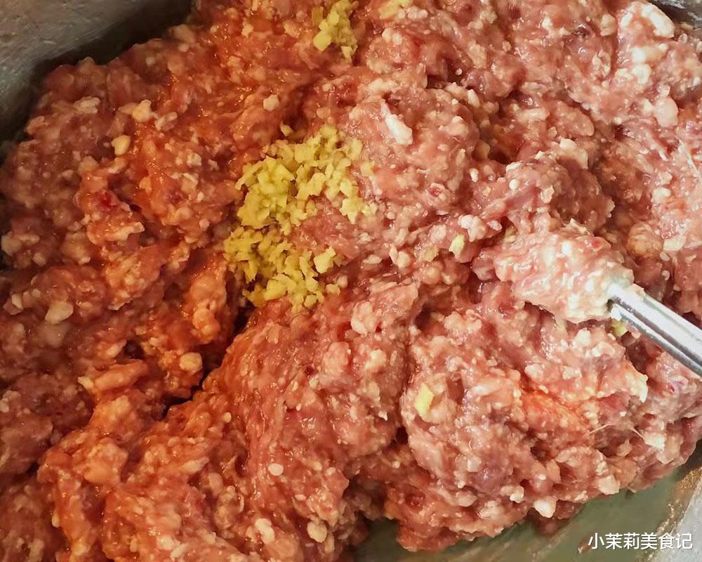 明日冬至吃饺子，4样“吉祥馅”端上桌，好吃营养，家人添福添财