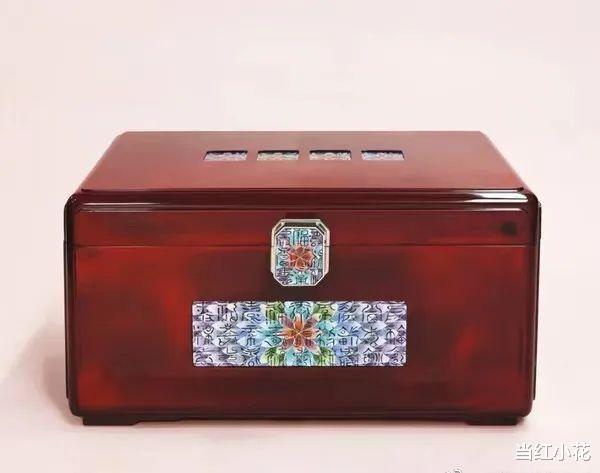 孙艺珍|孙艺珍玄彬大婚，穿3套婚纱，明星好友们都来了