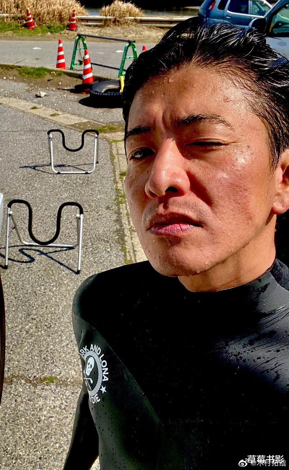 |那个「毁容」的第一美男,消失多年后再回来,终于封了影帝