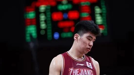 张镇麟|炸裂！张镇麟又一重大决定！整整2年啊！终于想去打NBA