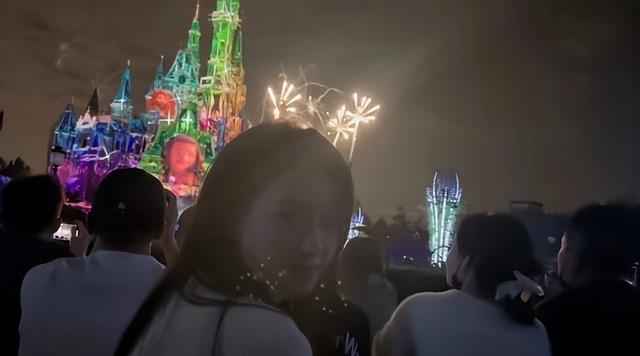 孙怡|换掉远离男人手机壳！孙怡彻底和过去告别，离婚后拥抱新生活