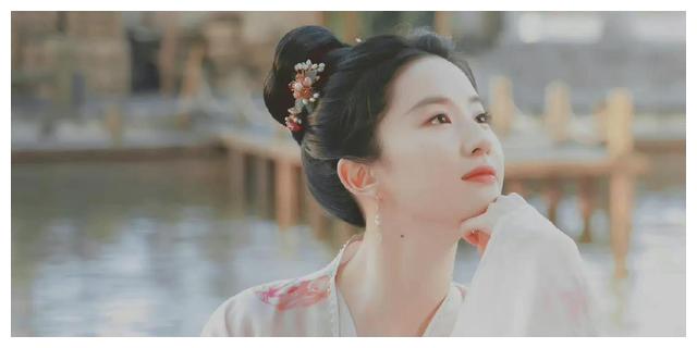 刘诗诗|七位“85花”现状，刘诗诗给刘宇宁配戏，赵丽颖好剧频出受欢迎