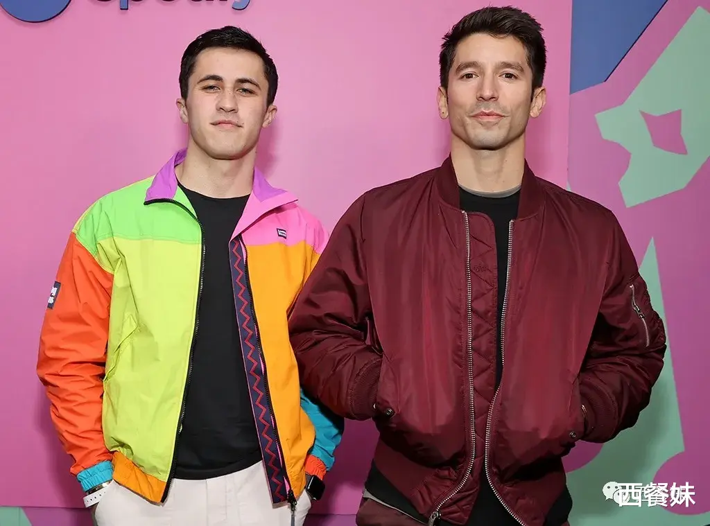 情侣|这对八百万粉丝的同性网红情侣竟和平分手了？!