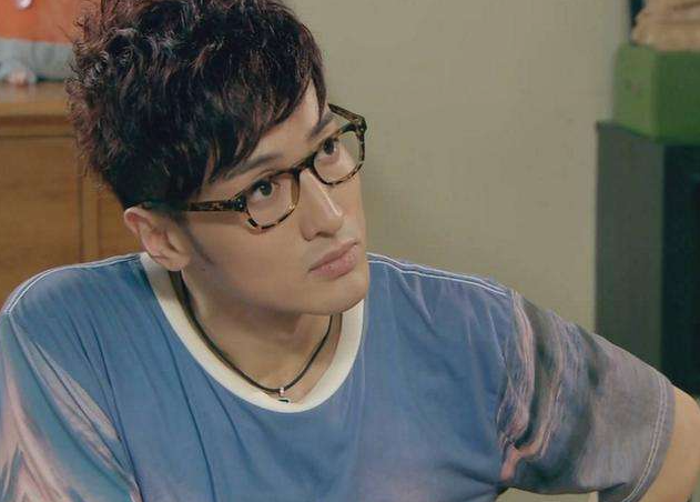 王传君|这4位过气明星，混到了找工作的地步，最穷的只剩下100万