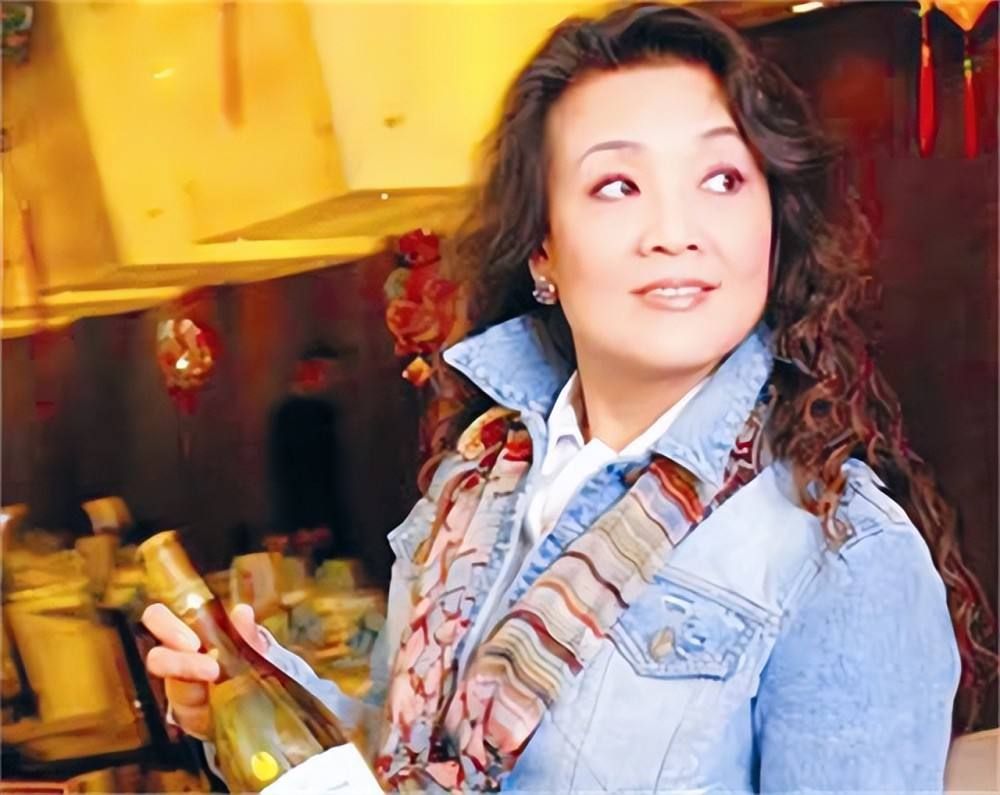 秦岚|湾湾老格格得寸进尺?秦岚祸害郑业成?张兰汪小菲抠图直播?