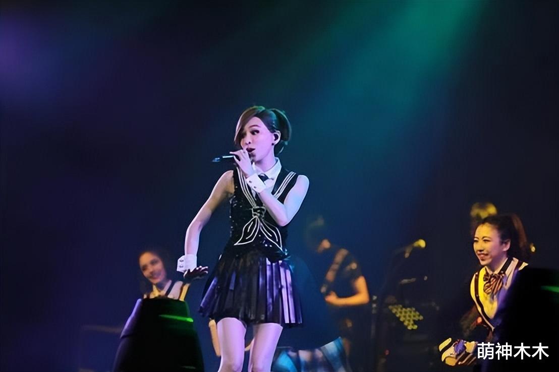 王心凌|王心凌霸占热搜榜引发回忆杀,谁还记得她当年的小三风波?