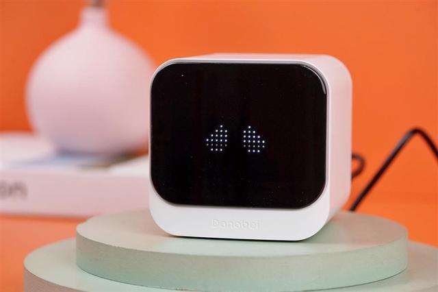 红米手机|无广告的“机皇”！当贝超级盒子MAX 1评测：8K视频也不卡