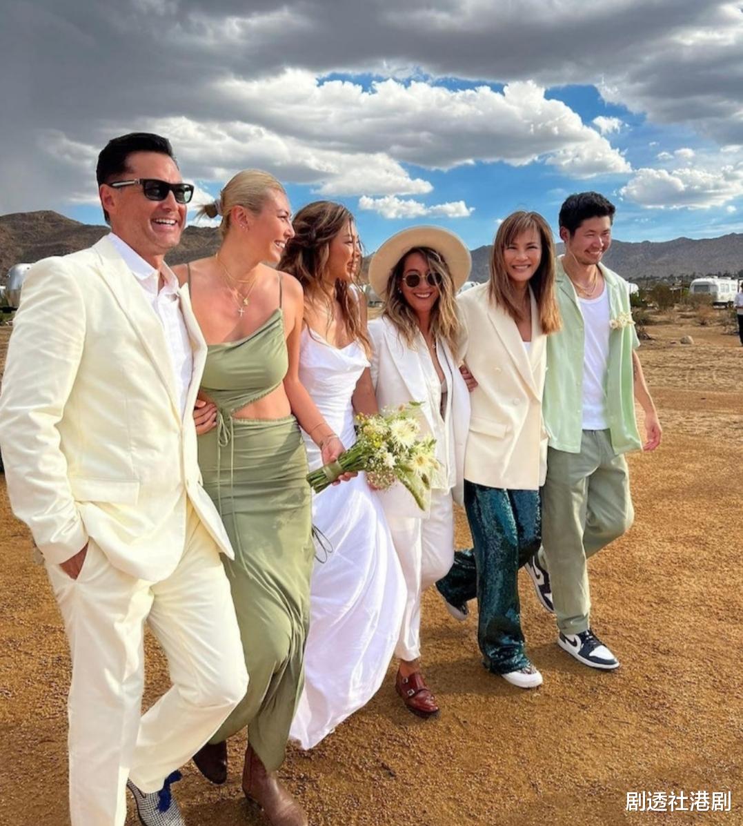 超模|曾抗拒女儿出柜！香港名模承认最终无奈接受，早前已在美国办婚礼