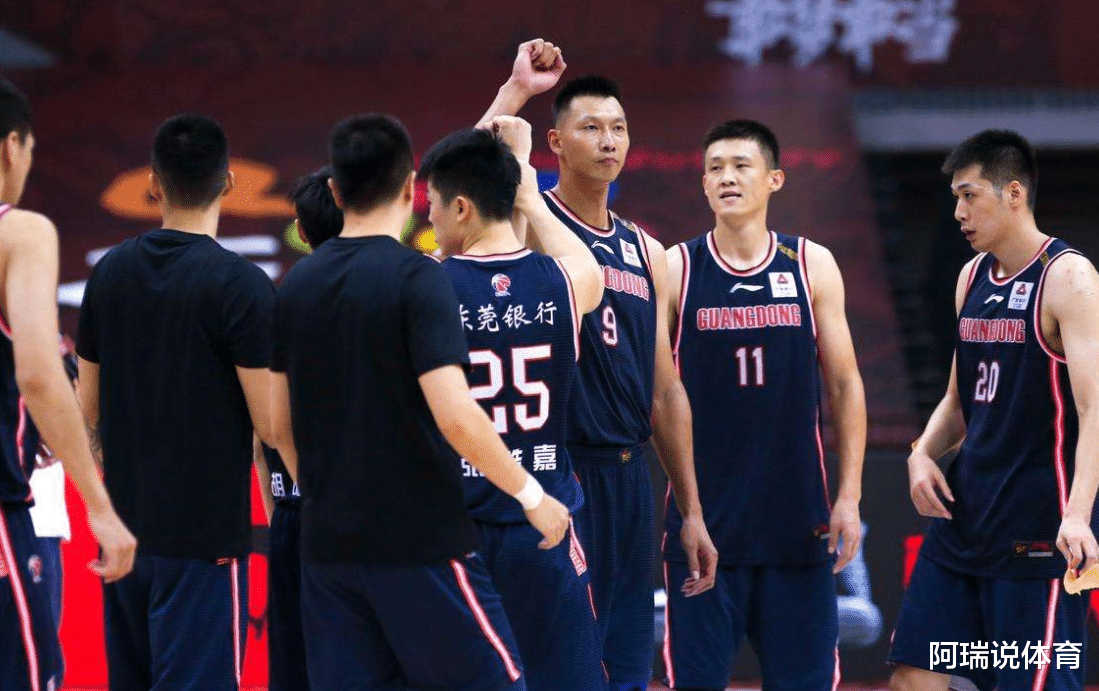 广东男篮|广东硬汉不转型难留队！一队内线球员太拥挤，阿日内线实力到上限