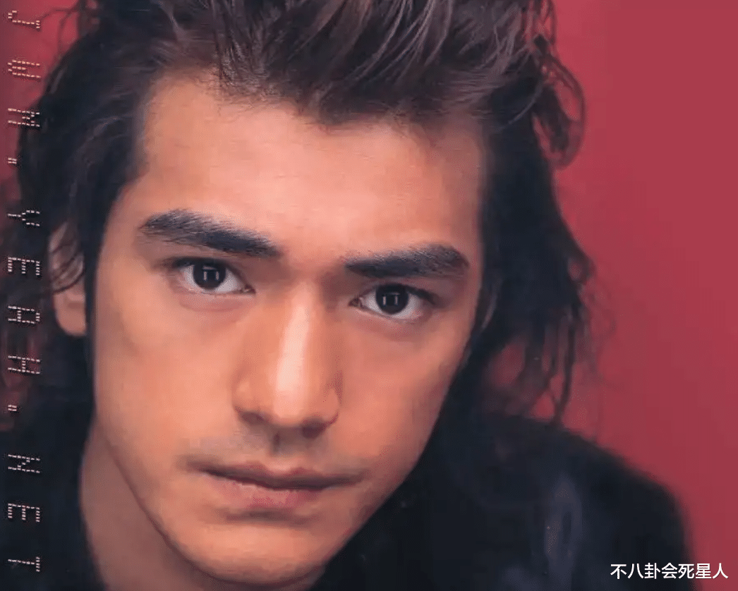 整容|?你以为是纯天然，其实整容了，这6位明星动脸毫无痕迹！