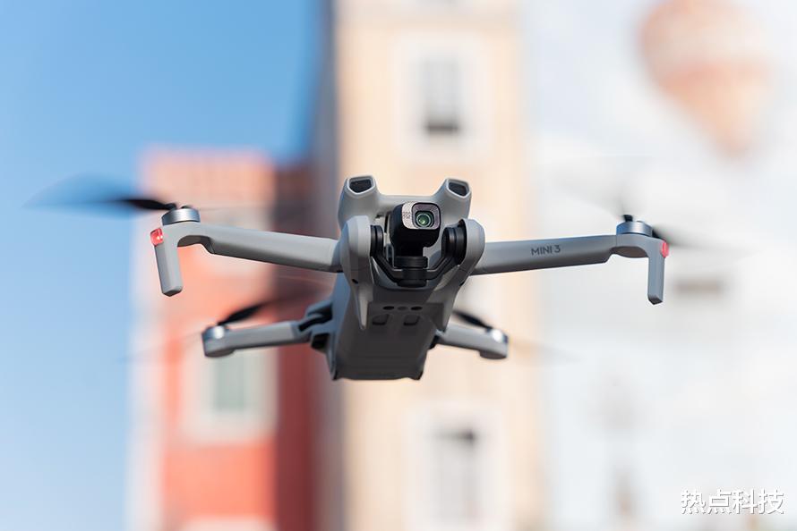 C++|大疆DJI Mini 3无人机评测：精确定位，便携高画质与性价比的结合体