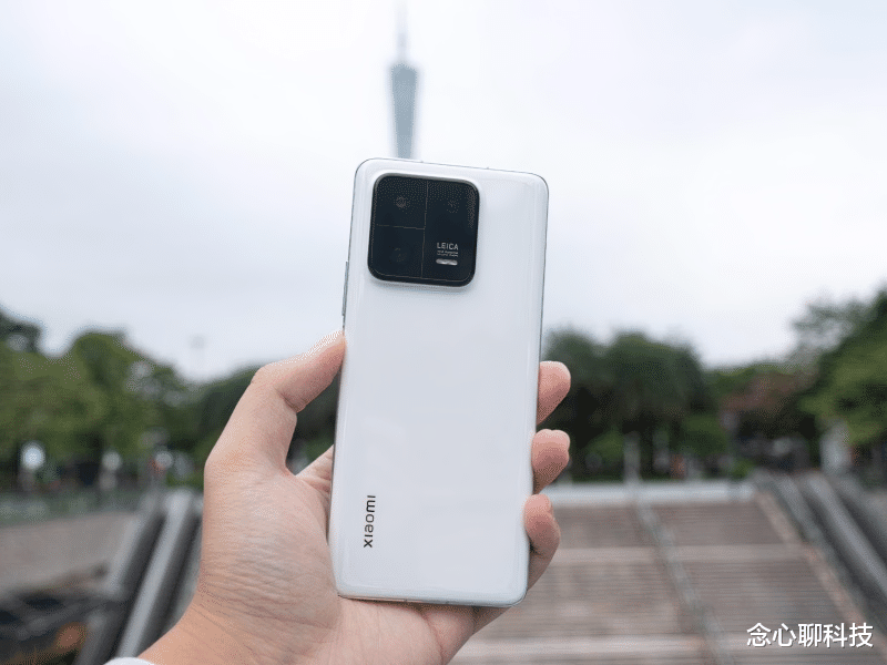 路由器|华为退出手机市场会发生什么，谁才是最大的受益者呢