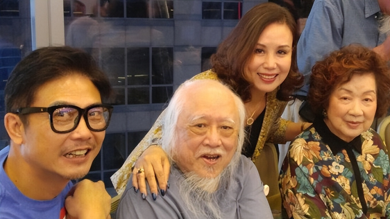 楚原|楚原去世8个月！87岁遗孀首露面因太难过瘦9斤，不慎跌倒需拄拐杖