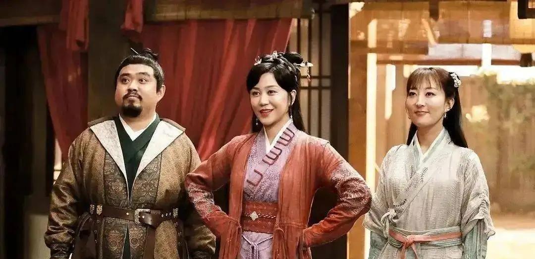 吴磊|金扫帚奖入围名单出炉：每一部都烂得清新脱俗，开心麻花5奖全中