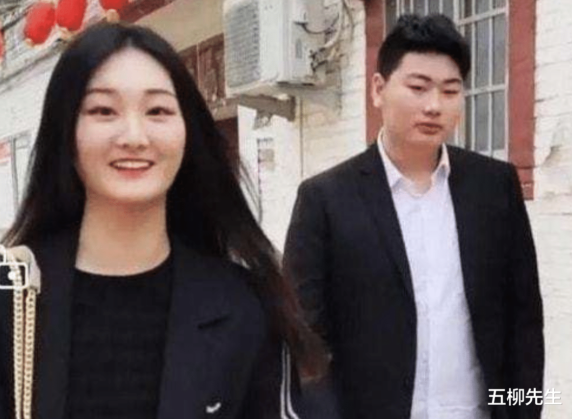 朱单伟|反转太快!与朱单伟合拍女孩否认是其新女友,一天涨粉1.9万