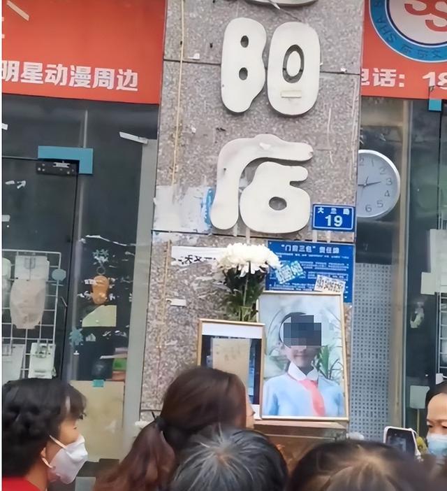 莎莎文具店火了,因3块6“送走”11岁女生,这不是偷没偷的问题