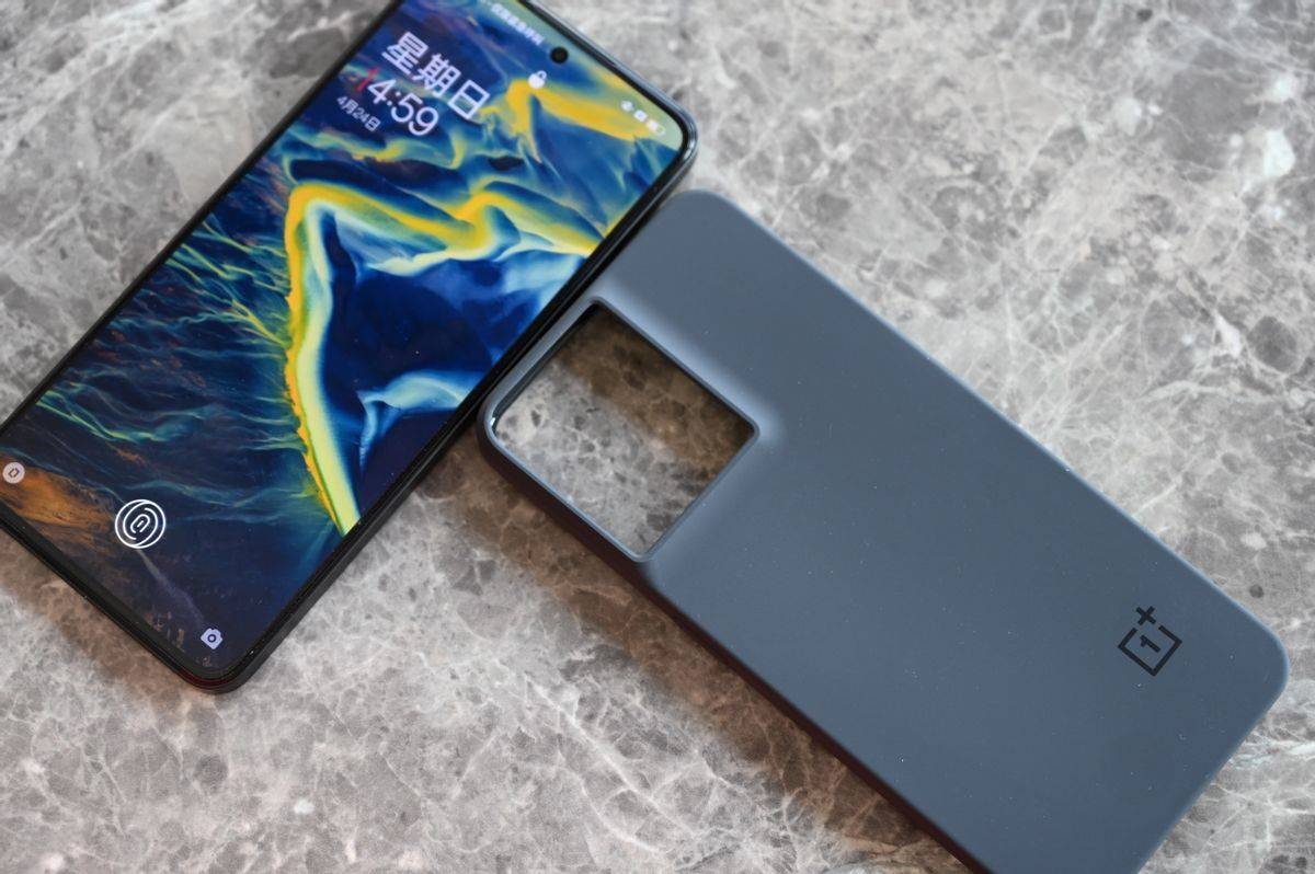 lumix|暑期高温预警！除了人要避暑手机也要好散热，玩家换机看这三款