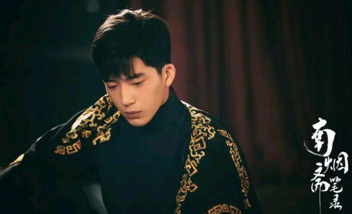 赵露思|赵露思下月或无缝进组,搭档大10岁男演员,看题材有点为男主担忧