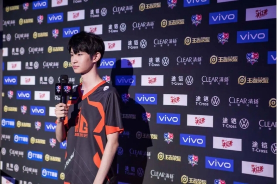 kpl|一诺登场KPL四周年，如今成绩下滑，菲菲送上祝福