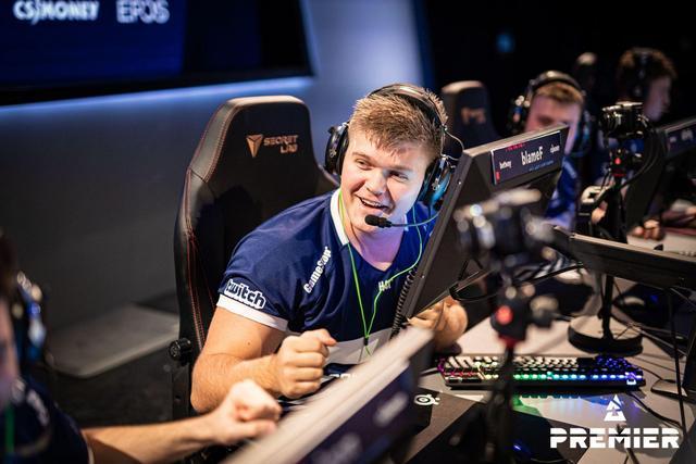 CSGO:大壮转会到A队坐牢?和他自己也有关系_电竞主播网
