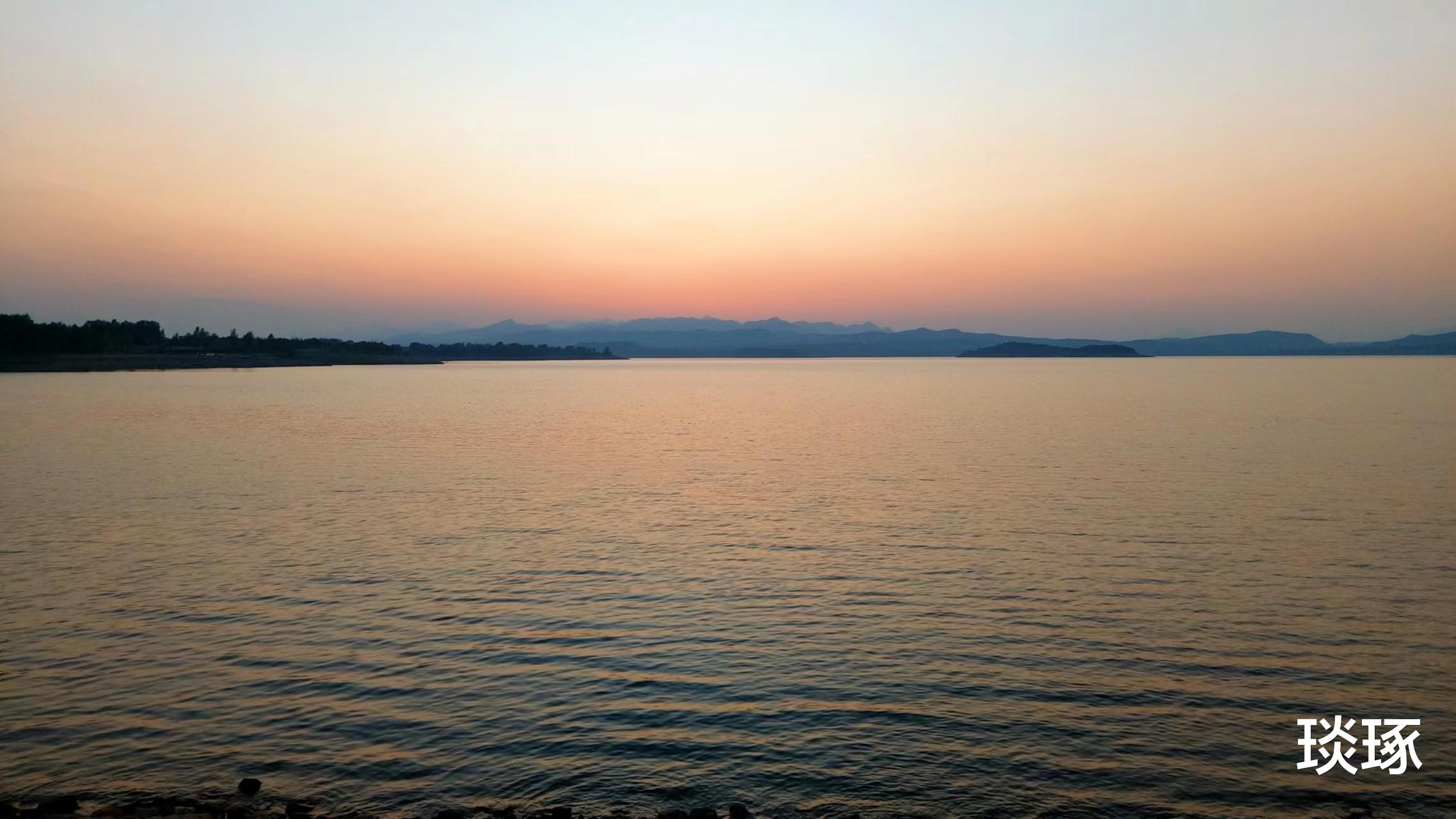 水库|鲁山昭平台水库落日印象