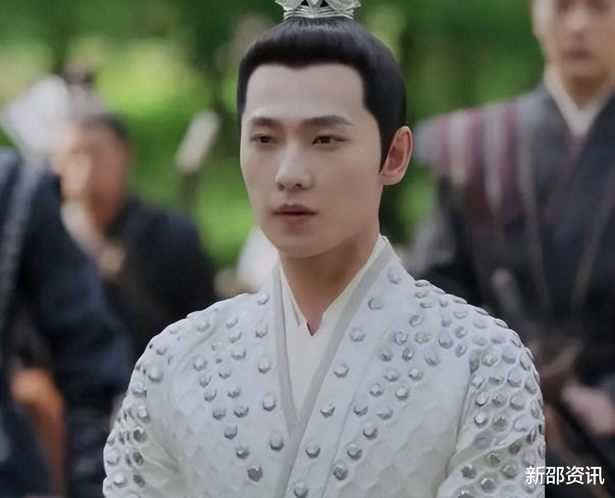 且试天下|《且试天下》差评满满,衣服打印、现代妆、假肌肉,古偶还有救吗