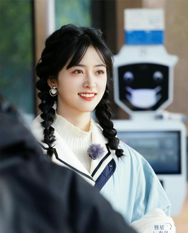 沈月|《无限超越班》中，惠英红给沈月做示范，沈月却说：我不想演